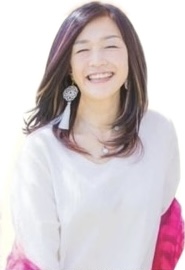 香葉村真由美氏の講師紹介写真